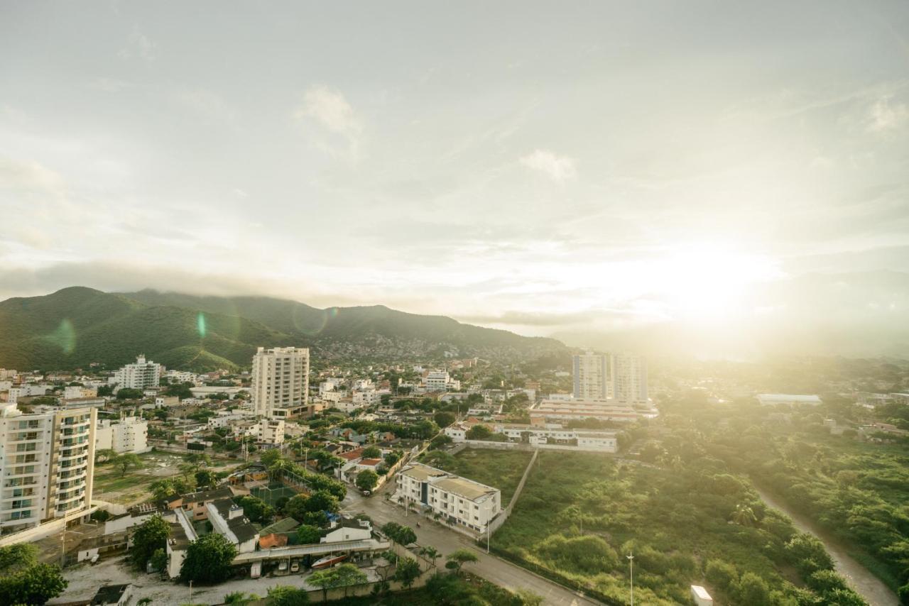 Edificio Reserva Del Mar, Apartamentos 1618, 1614 Y 1714 ซันตามาร์ตา ภายนอก รูปภาพ